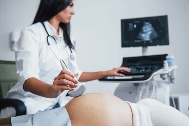 Badanie prenatalne: co to jest, rodzaje i znaczenie dla ciąży Badanie prenatalne: co to jest, rodzaje i znaczenie dla ciąży