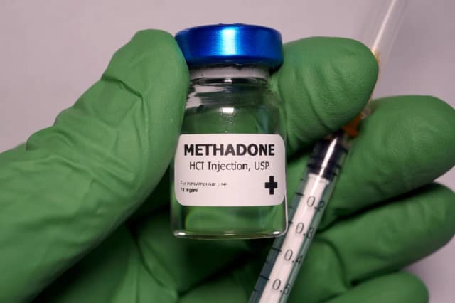 Metadon: zastosowania, działanie i skutki uboczne leku Metadon: zastosowania, działanie i skutki uboczne leku